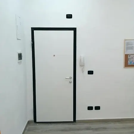 Nuovo A 1 Minuto Dal Porto Appartement *