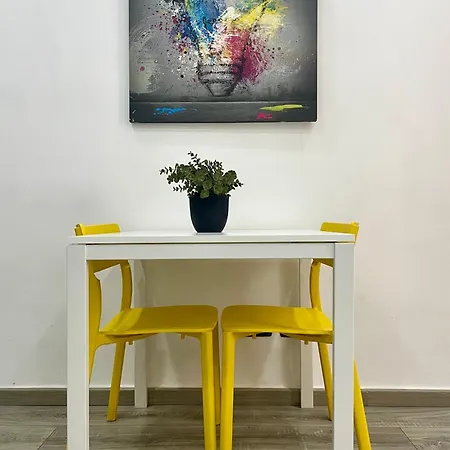 Nuovo A 1 Minuto Dal Porto Appartement